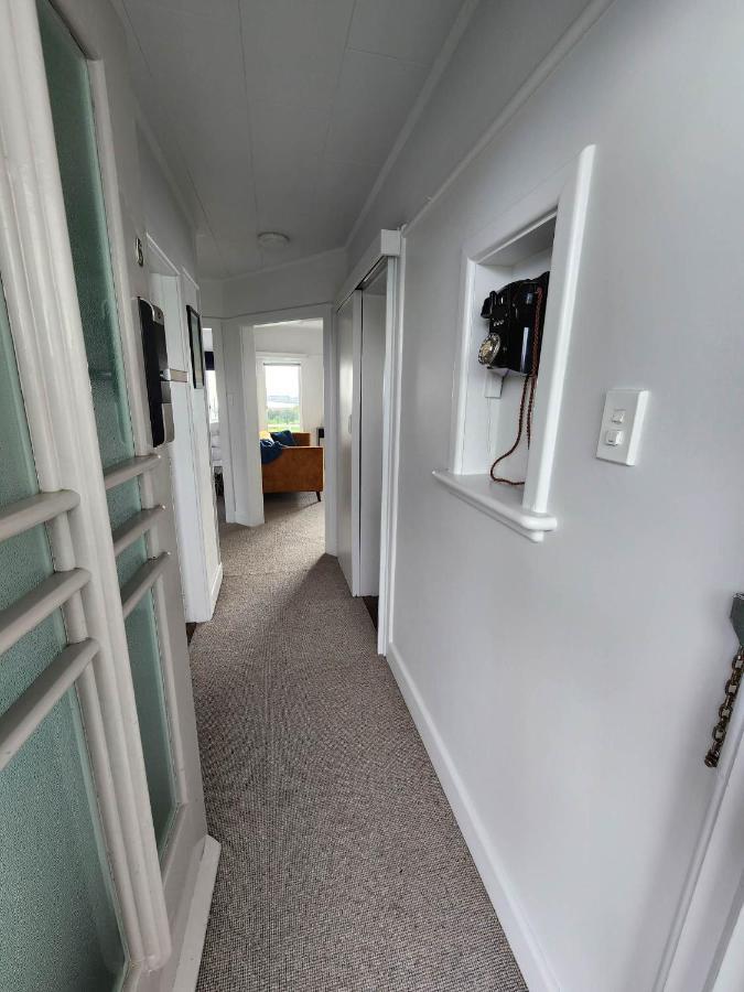 Art Deco Beauty On The Bay Hill Appartement Timaru Buitenkant foto